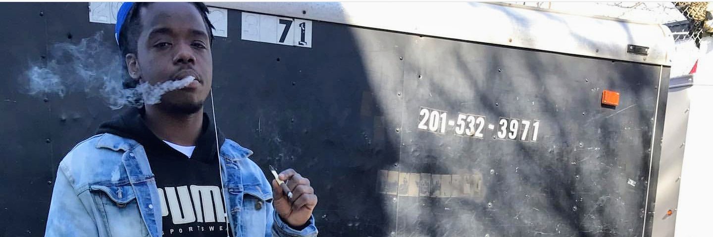 skrunitup's profile banner image