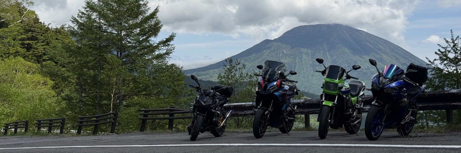 satomur's profile banner image