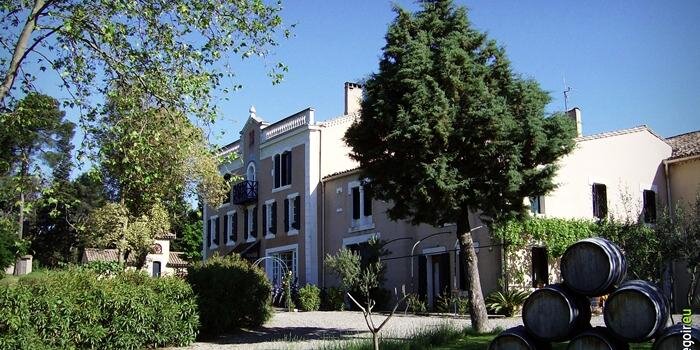 ChateauCanet's profile banner image