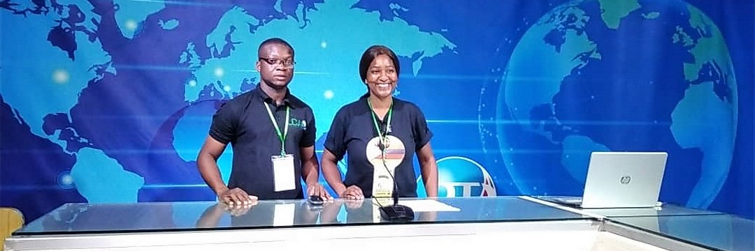 daphne machiri banner