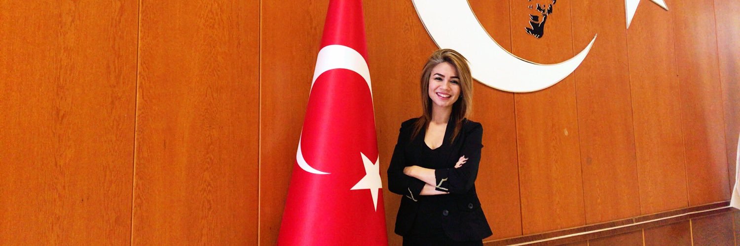 esuturan's profile banner image