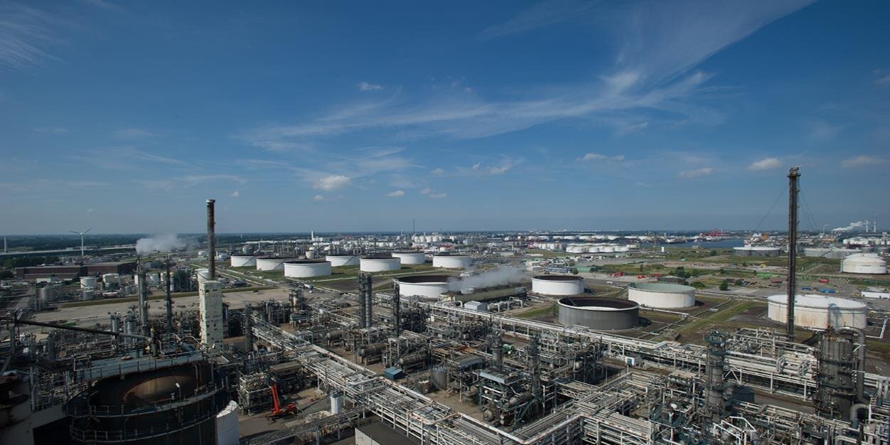 ExxonMobil Nederland banner