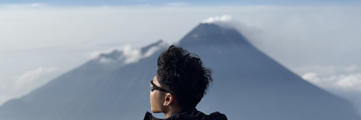 Oyyyek's profile banner image