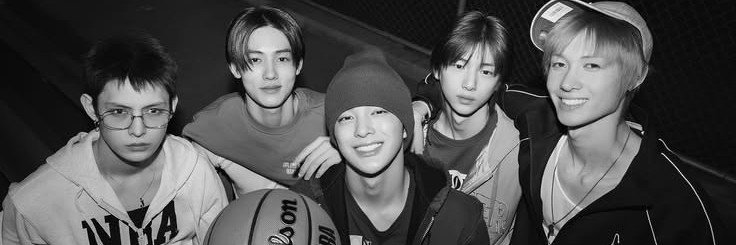 blueberryei's profile banner image