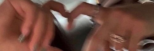 ItsKarollG's profile banner image