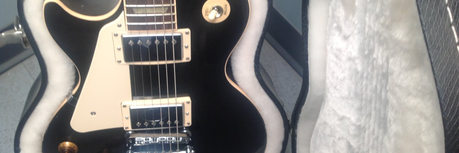 carisbrook5's profile banner image