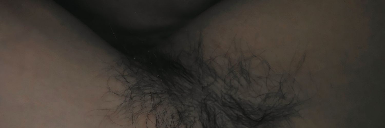 uyiemomes's profile banner image