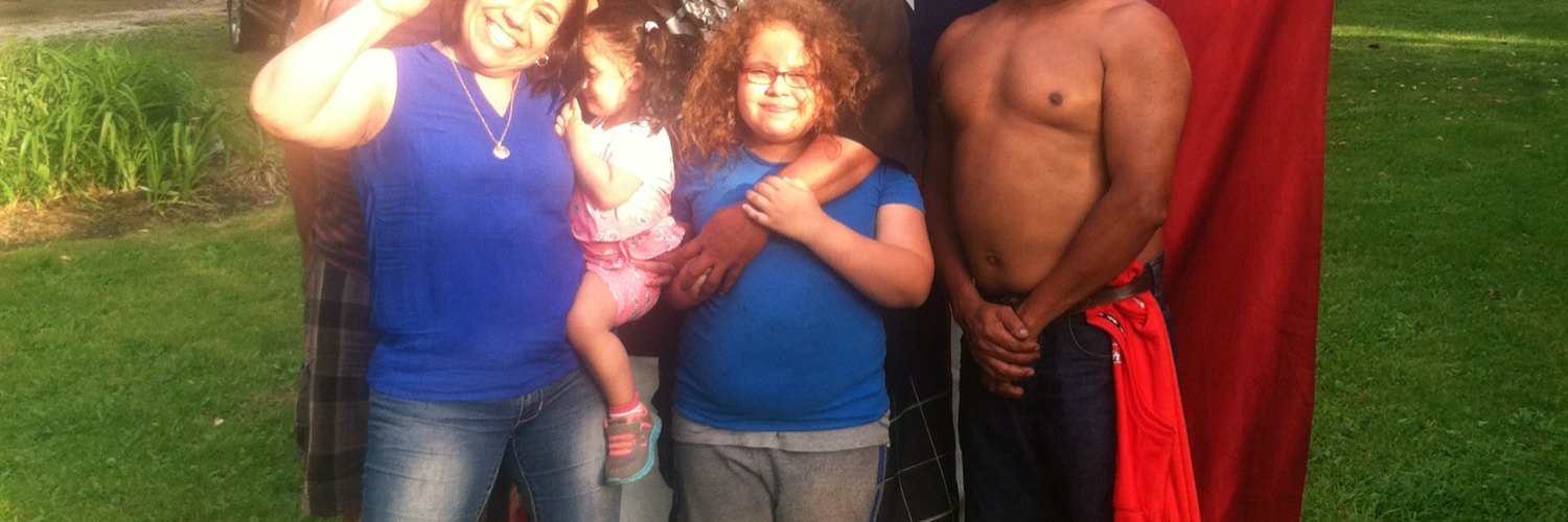 Laura Pedroza banner