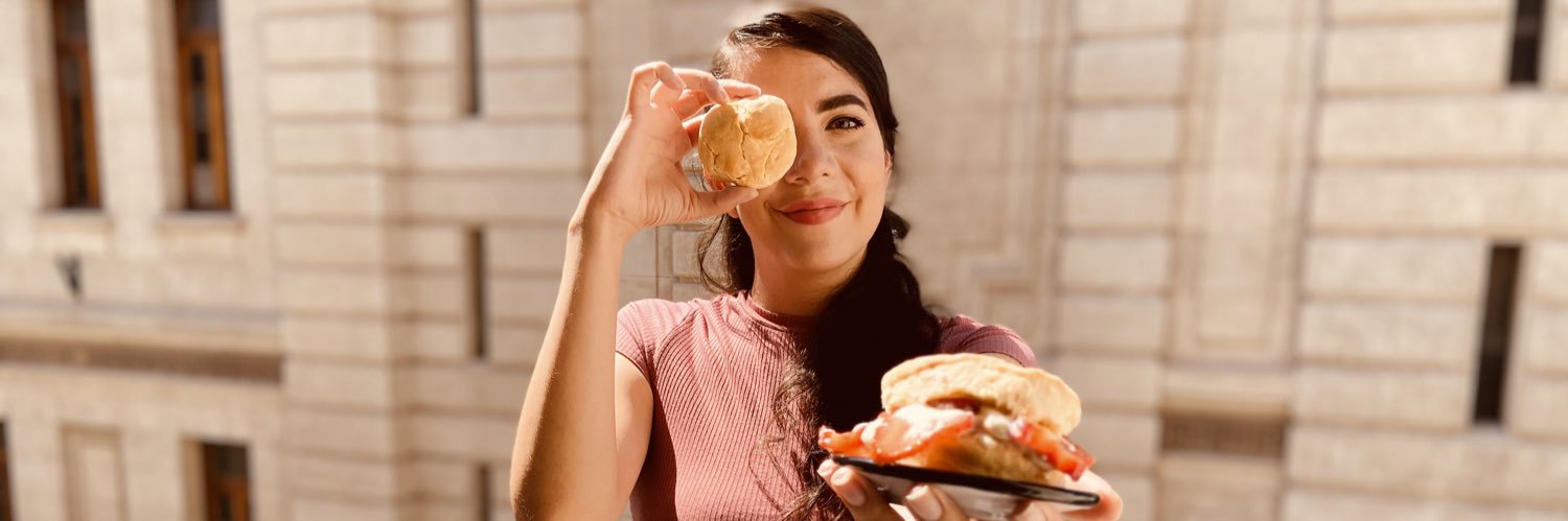 LorenaPerroneU's profile banner image