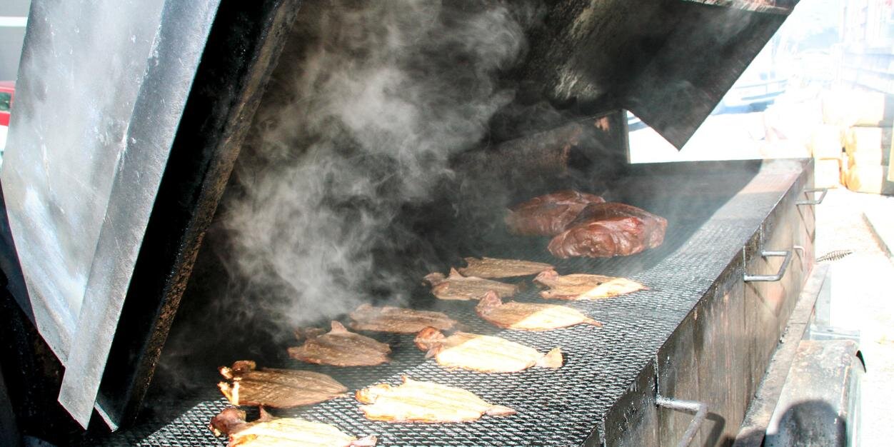 Two Shoe BBQ banner