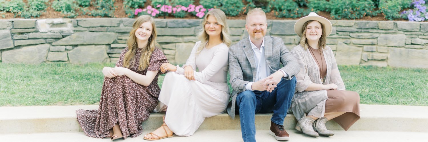 sistersmorrison's profile banner image