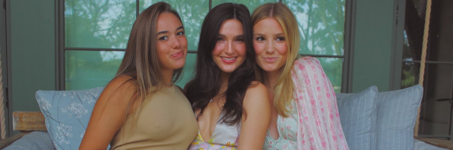 oliviaacrawford's profile banner image