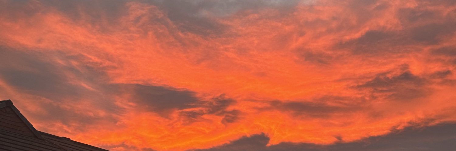 tra2306's profile banner image