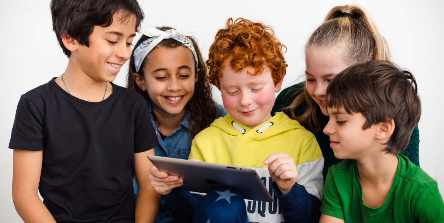 UXkids's profile banner image
