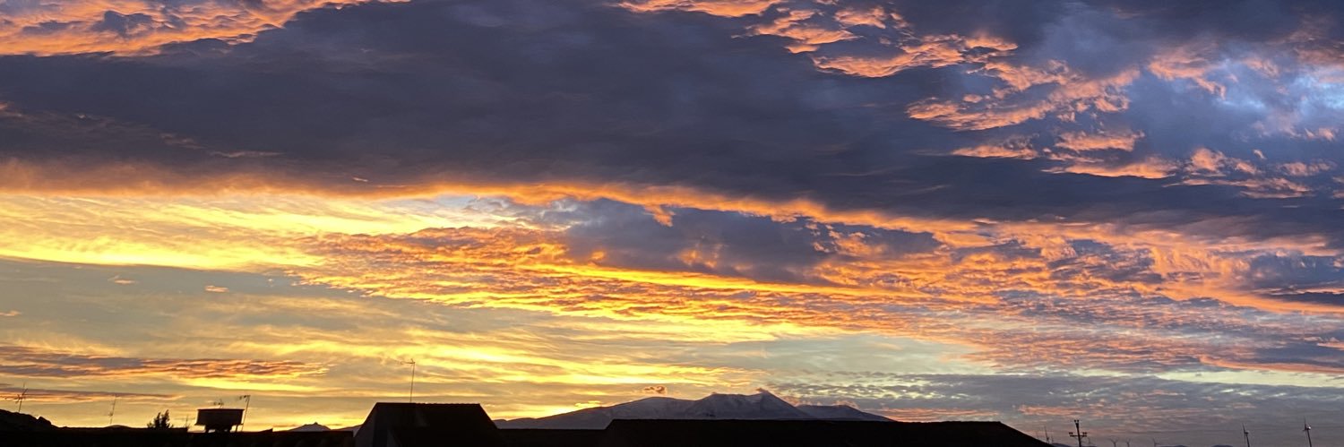 wxthjd0m's profile banner image