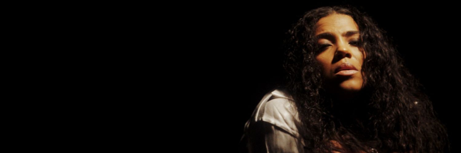 Pleaseprettylea 💜🌌 banner