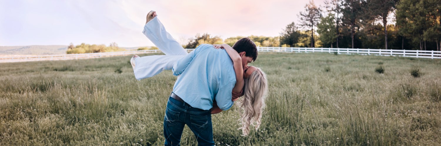 KourtneyWells's profile banner image