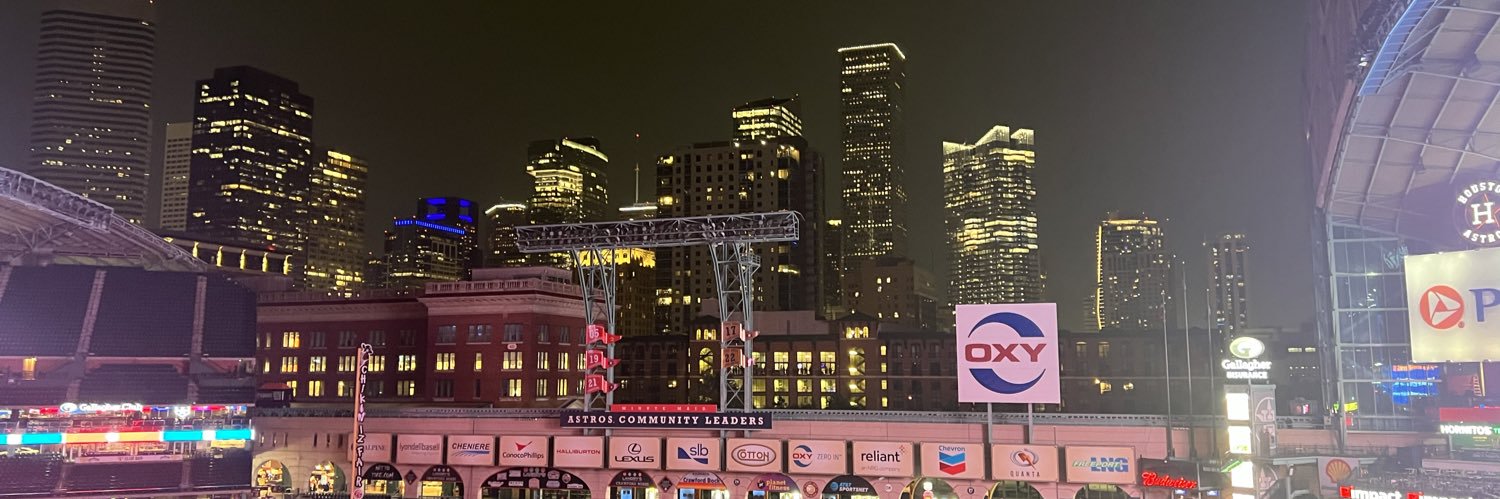 Vanesa Martinez🌸 banner