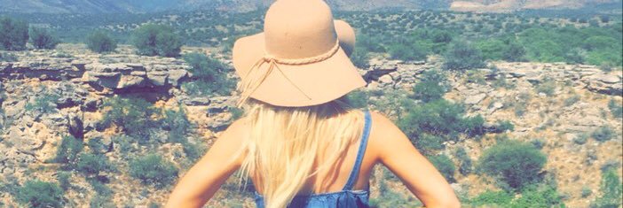 esteewill's profile banner image