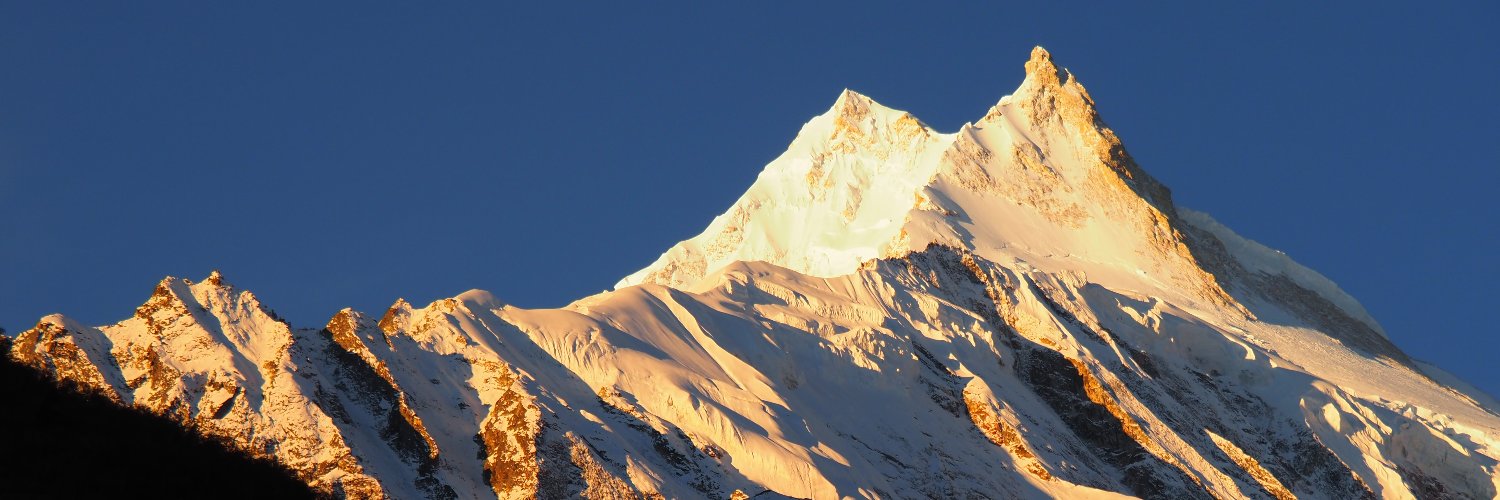alpainski's profile banner image