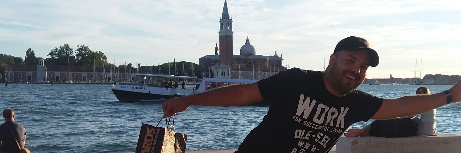 johnjairovelez's profile banner image