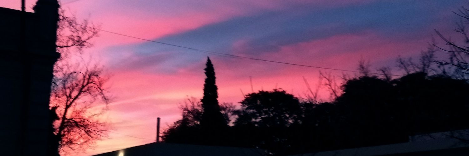 guada1ra's profile banner image