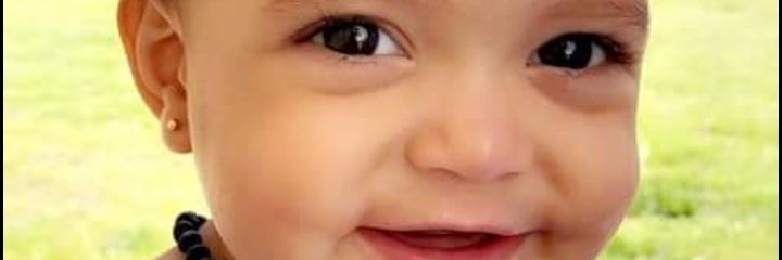 TinaelR's profile banner image