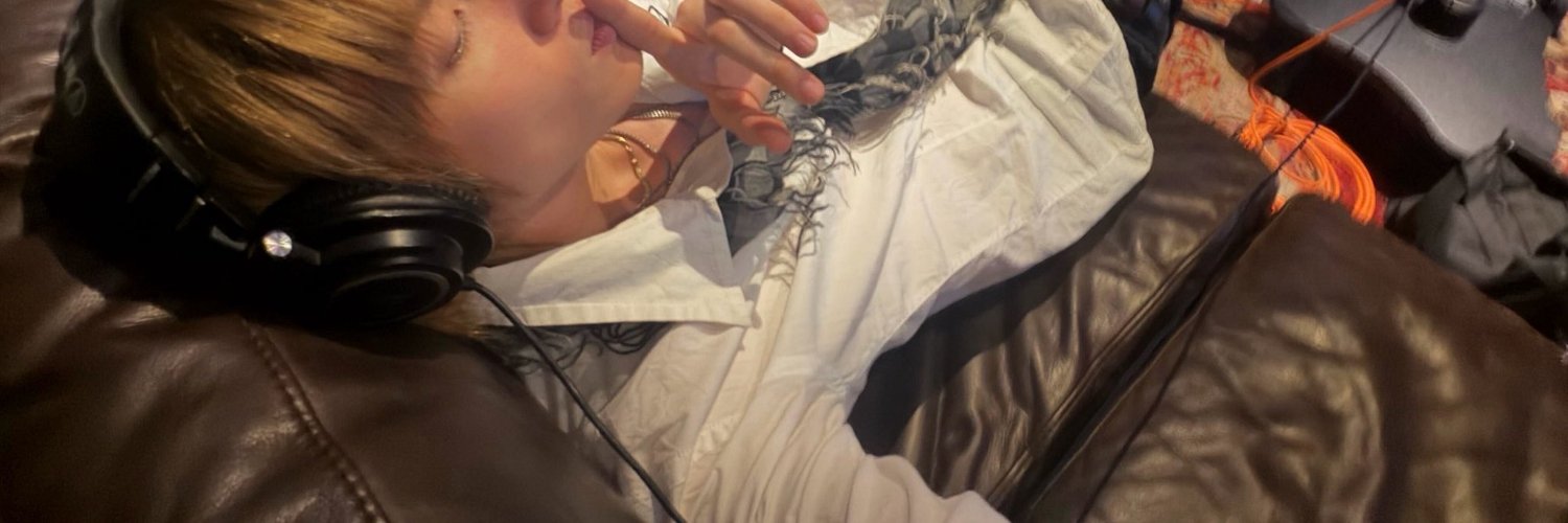naycist's profile banner image