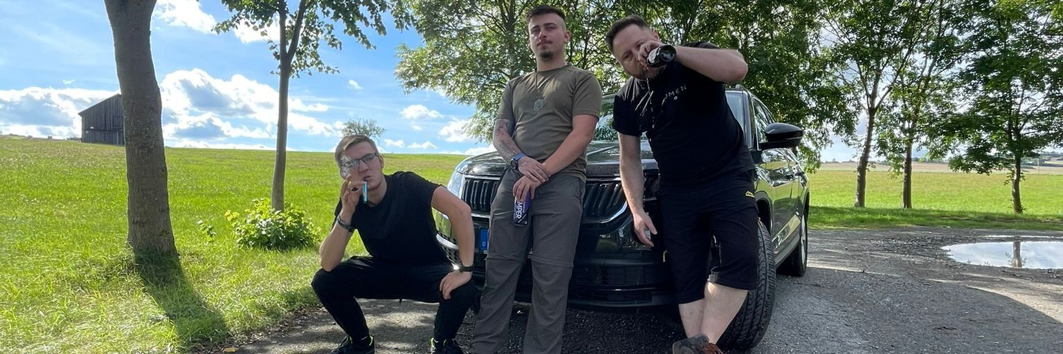 realmaznu's profile banner image