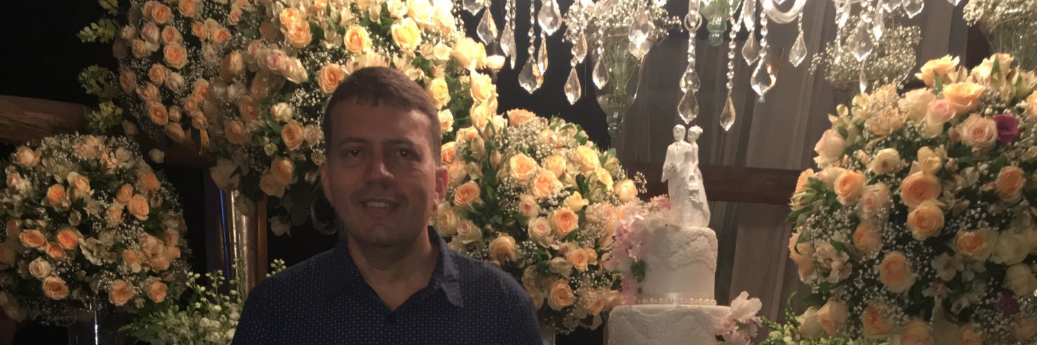 ipuense's profile banner image