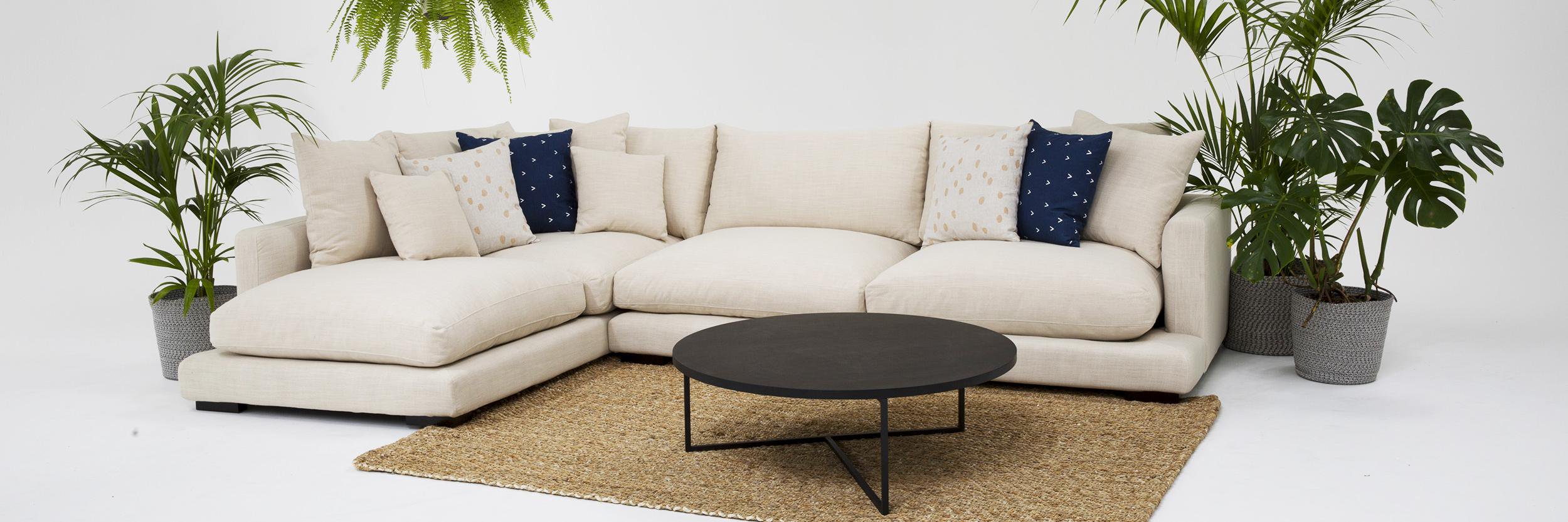 Lounge Lovers banner