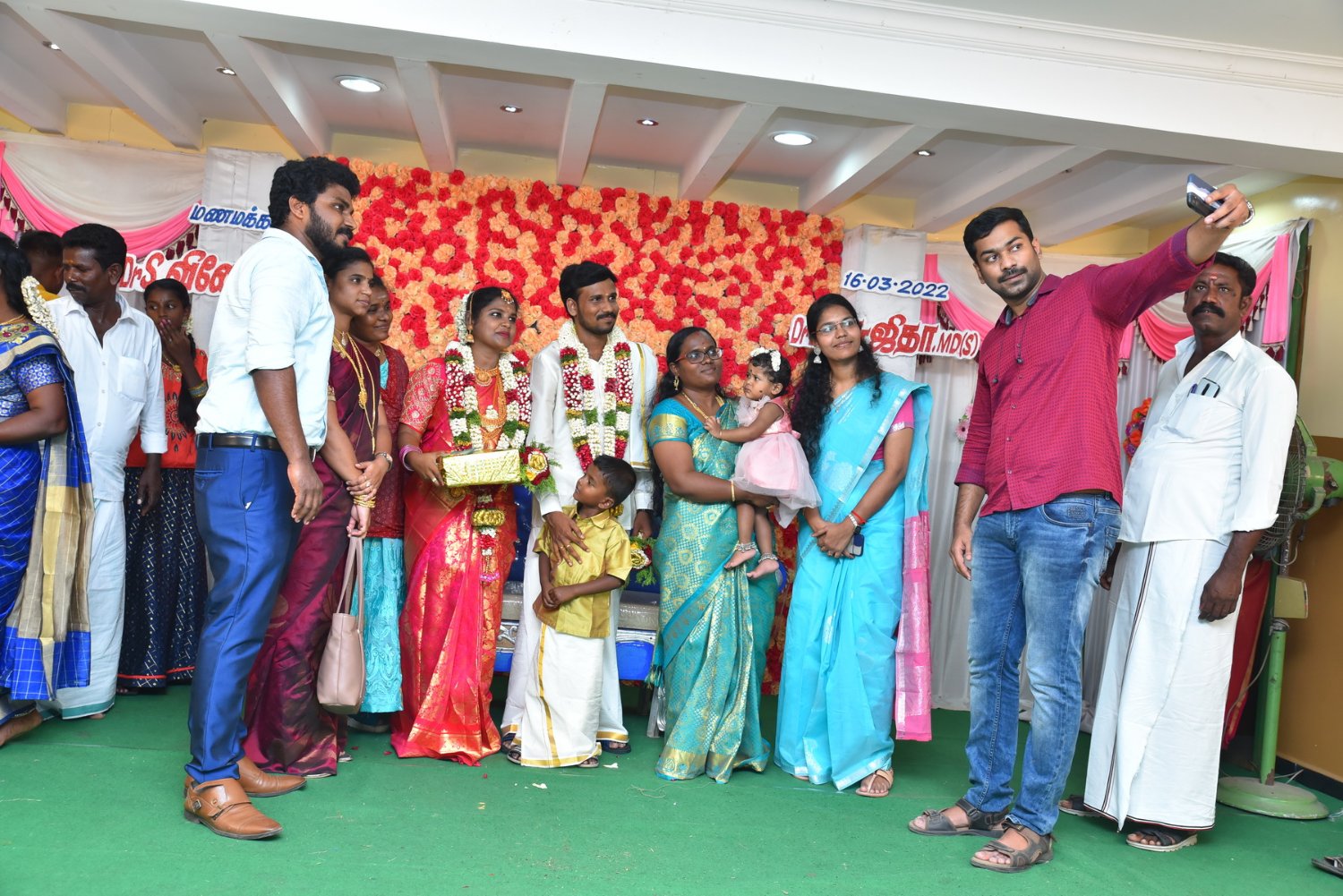writersvinoth's profile banner image