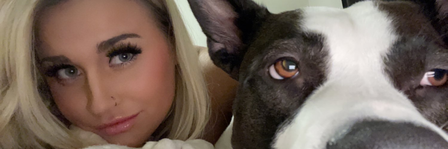 kiarasteenn's profile banner image