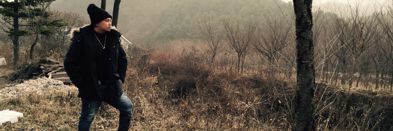 landerlive's profile banner image