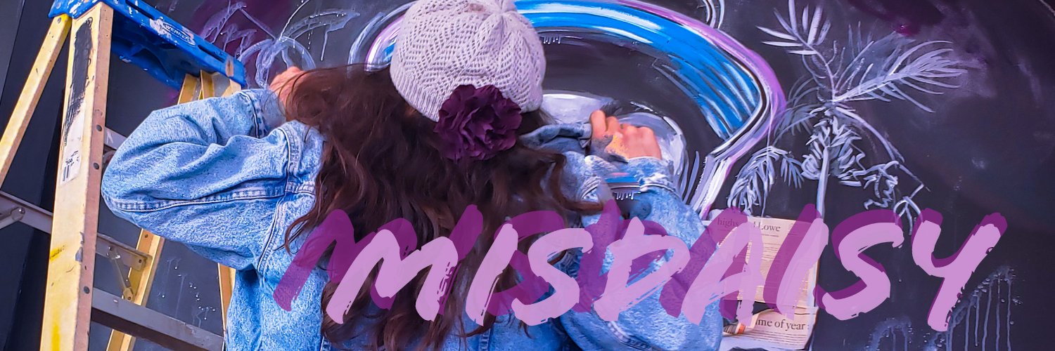 MisDaisy's profile banner image
