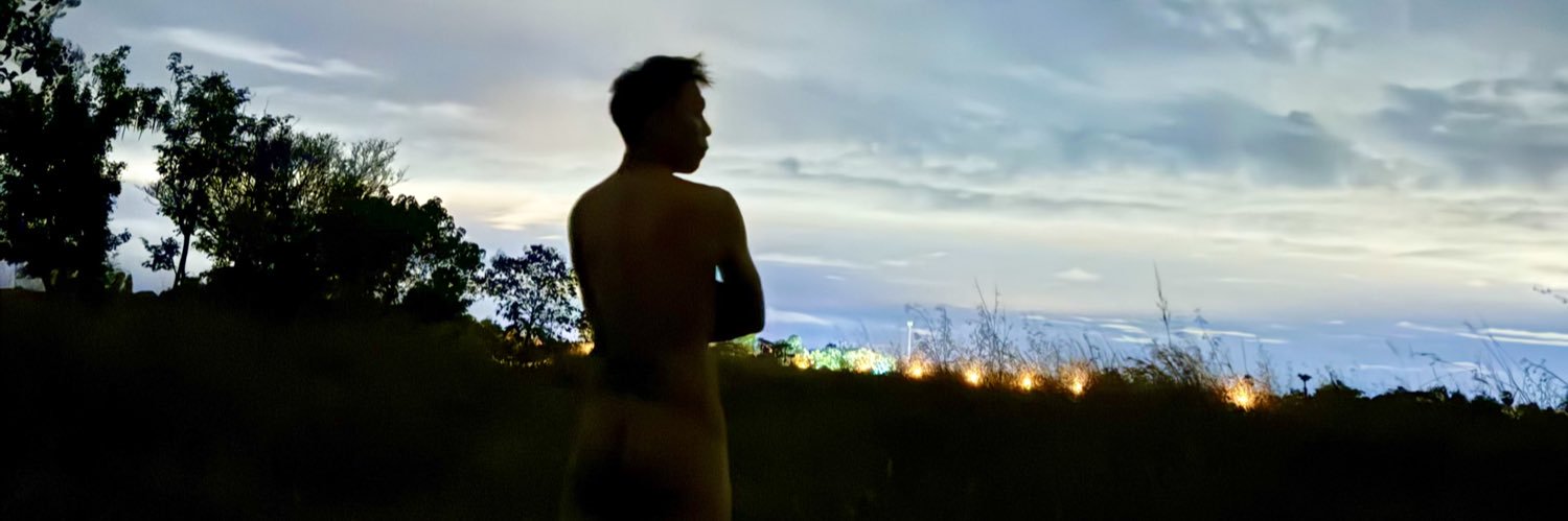ETajee's profile banner image