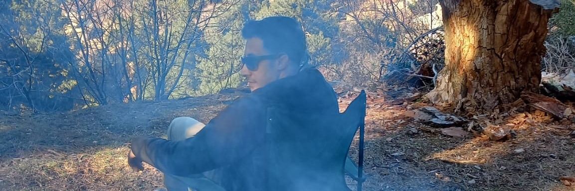 apuhaan's profile banner image