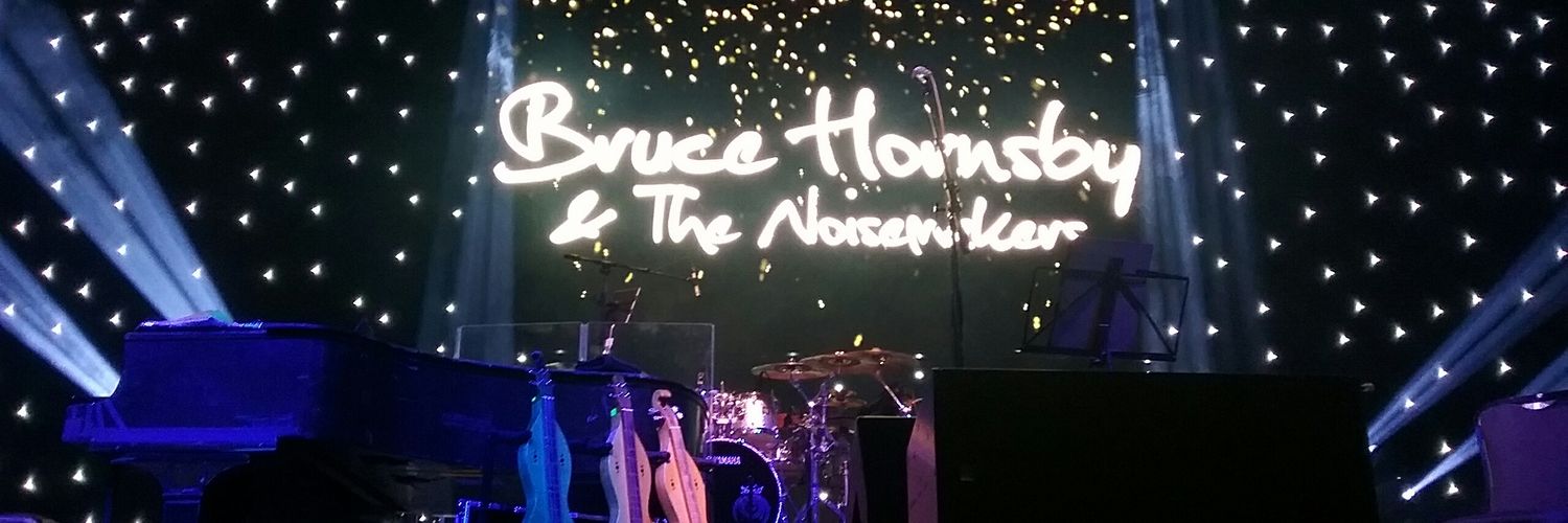 CircusOnTheMoon's profile banner image