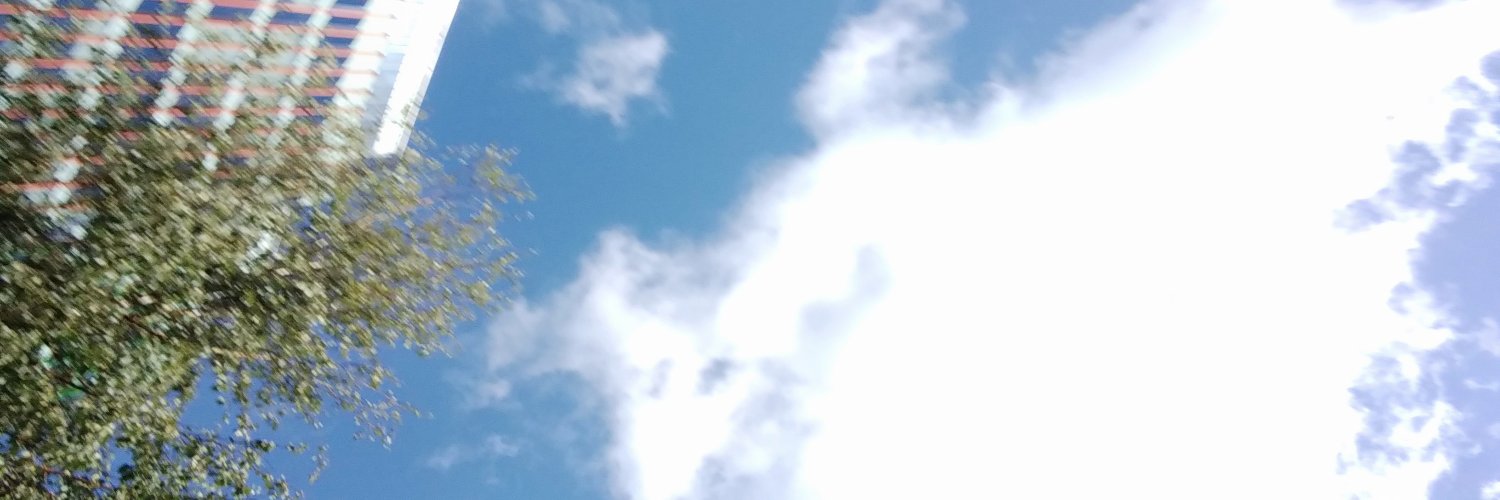 i_kaves's profile banner image