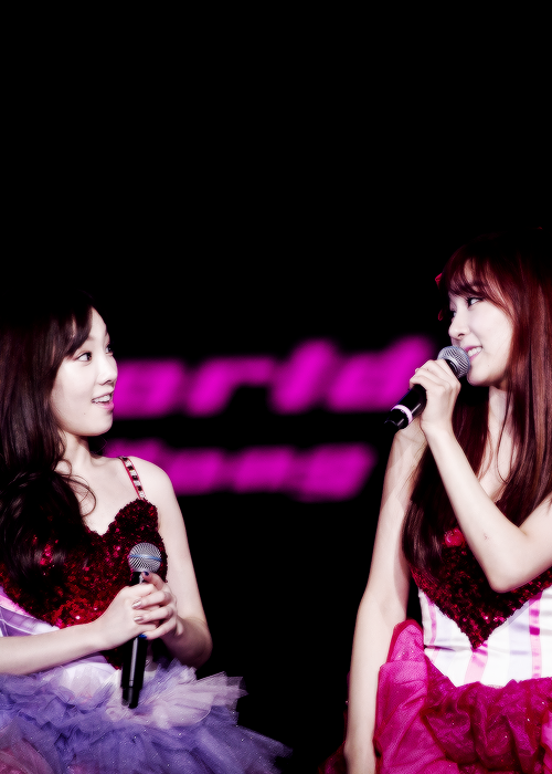 LO_ing_VE's profile banner image