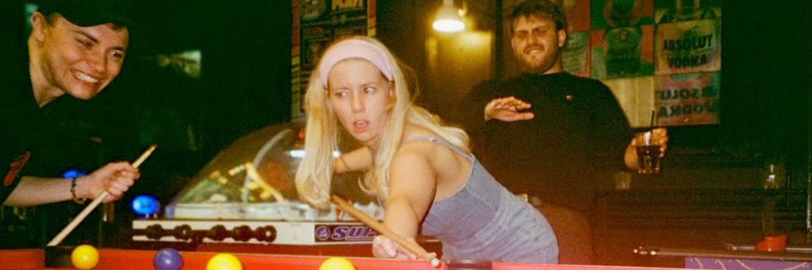 amydrewy's profile banner image