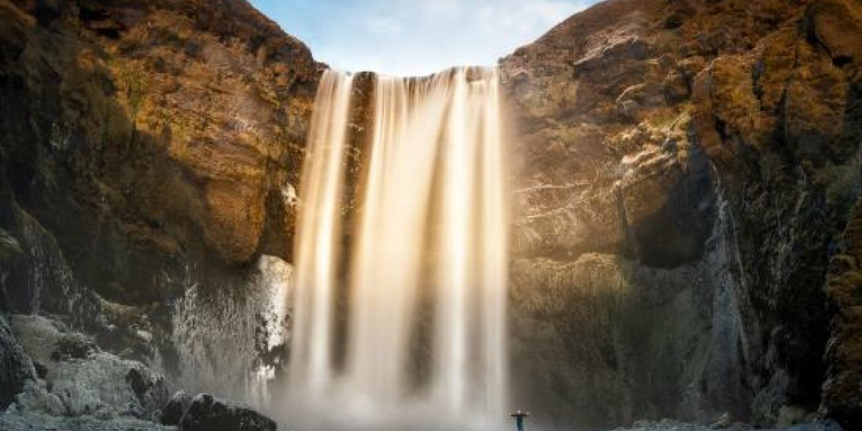 IcelandCanadianFrón banner
