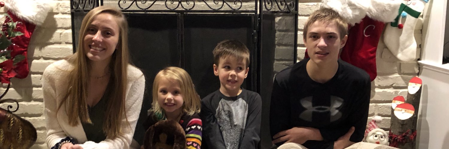 madcasmom's profile banner image
