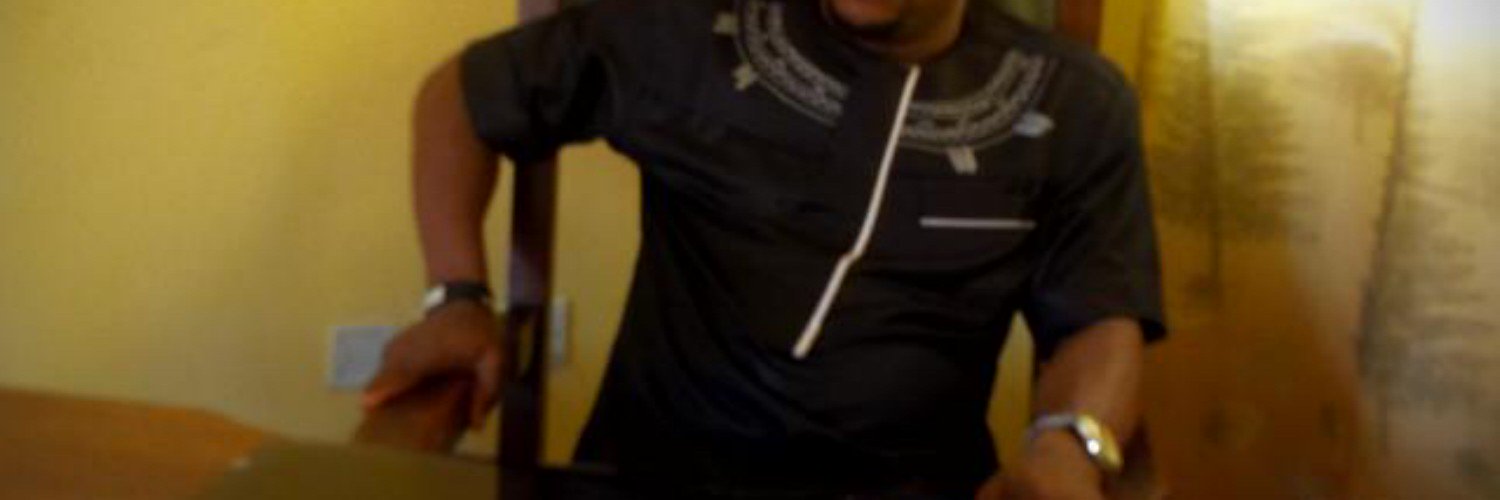 Itsomeks's profile banner image