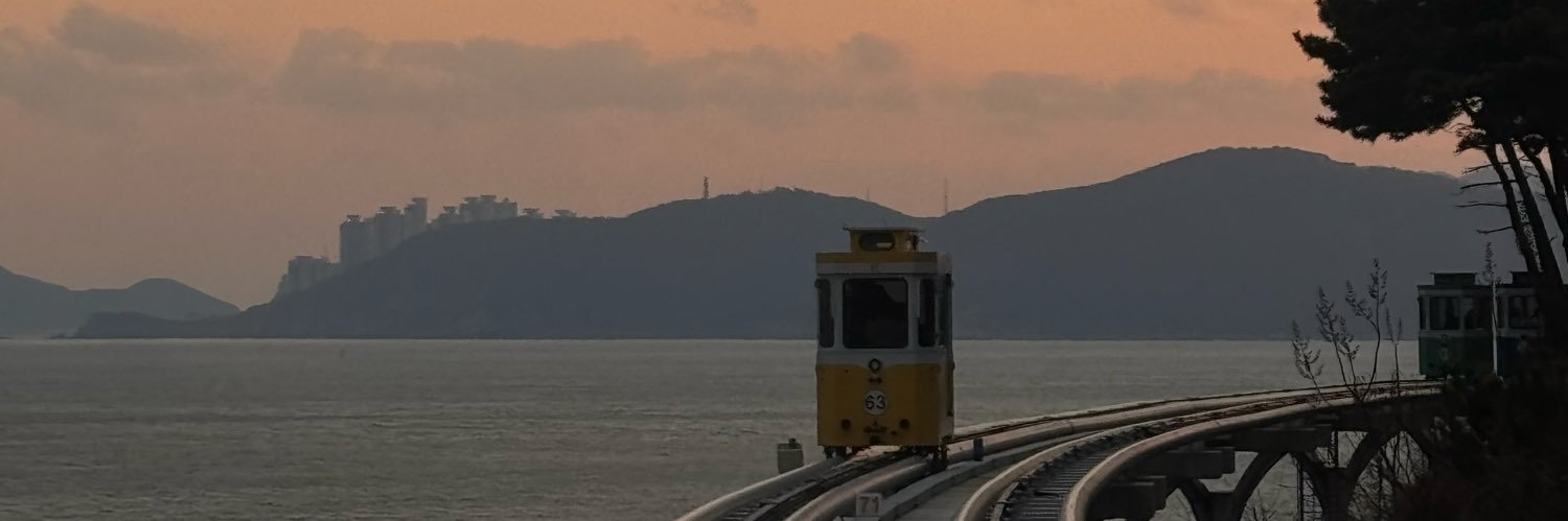cyberIov's profile banner image