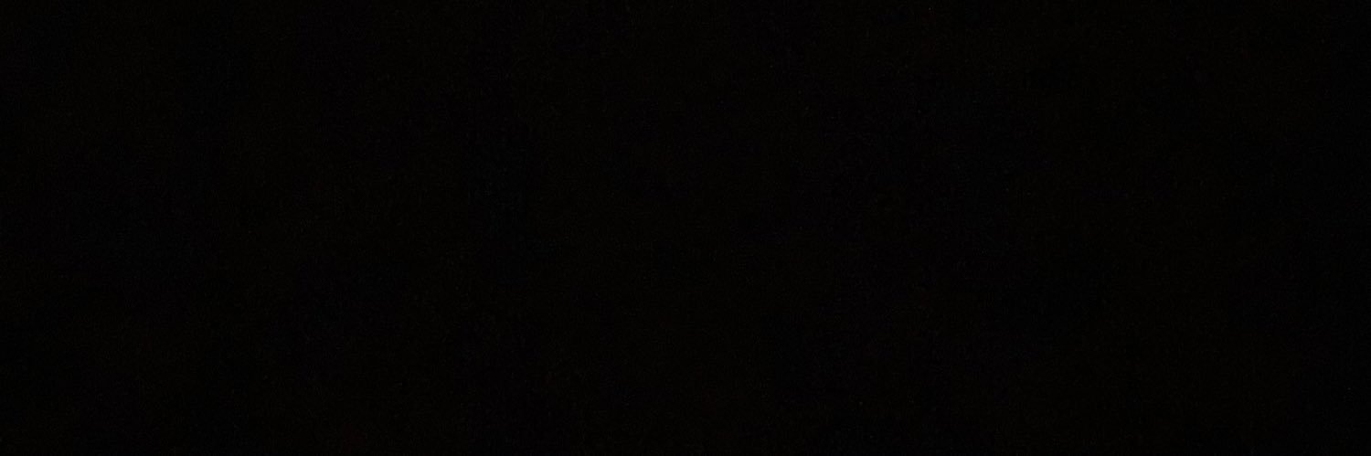 deuizy's profile banner image