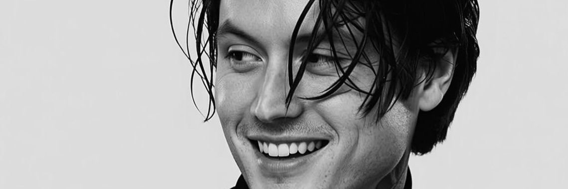 DomerckeC's profile banner image