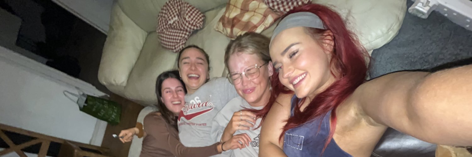lizgratton99's profile banner image