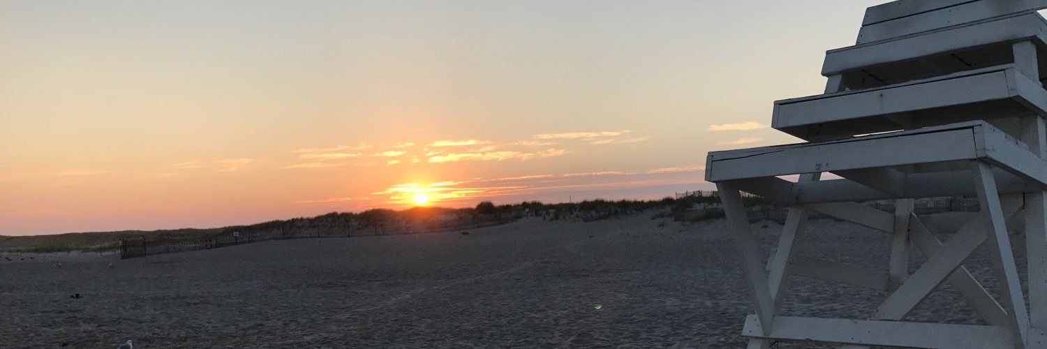 chloewittt's profile banner image