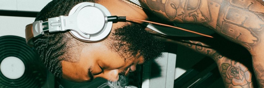 HollHigh's profile banner image